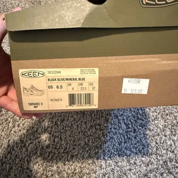 KEEN Women’s Teal and Brown Waterproof Low Hiking Shoe - Picture 6 of 6